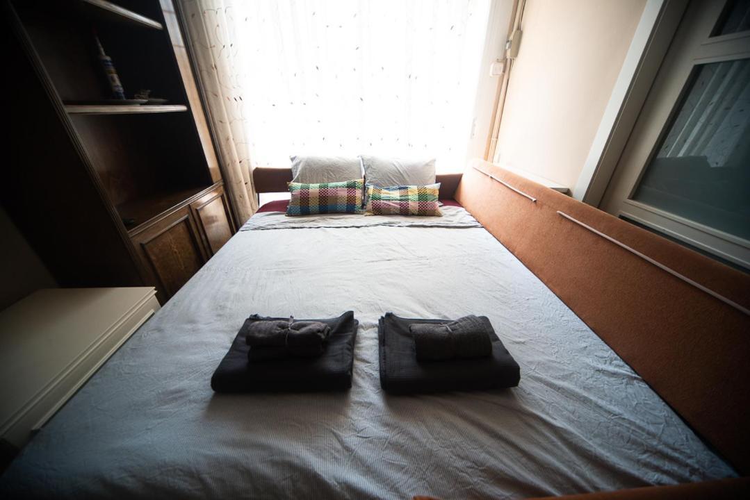 Albergue Traditional In Eixample Barcelona